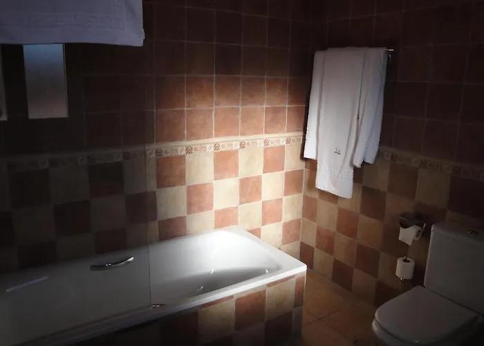 El Prado De Merinas 3*