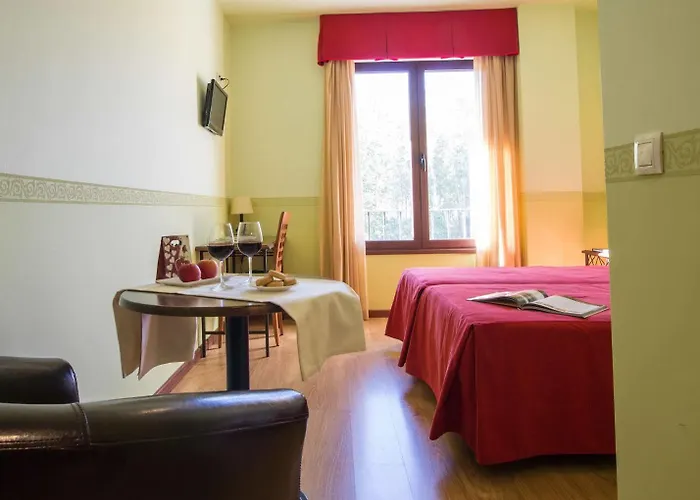 Hotel El Prado De Merinas